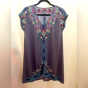 EUC Johnny Was tunic size small